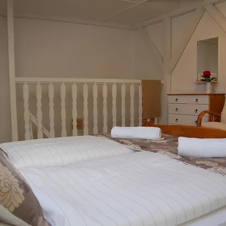 Rose Apartment