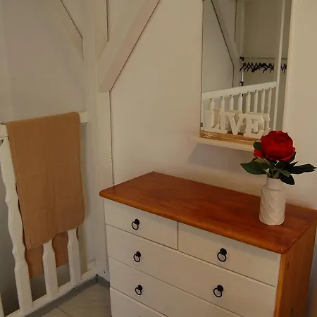 Rose Apartment